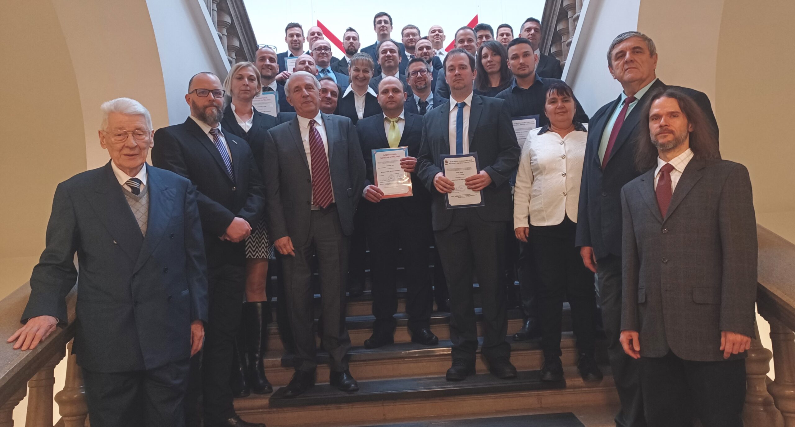 IWE – Nemzetközi Hegesztőmérnök tanfolyami képzés sikeres záróvizsgái