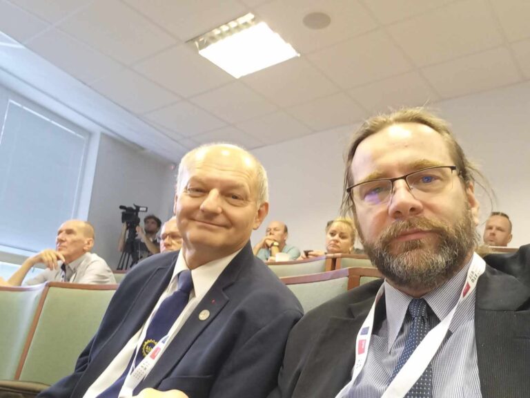 DWEL – Digital Wellbeing for Higher Education Lecturers – Digitális jólét felsőoktatási oktatók számára