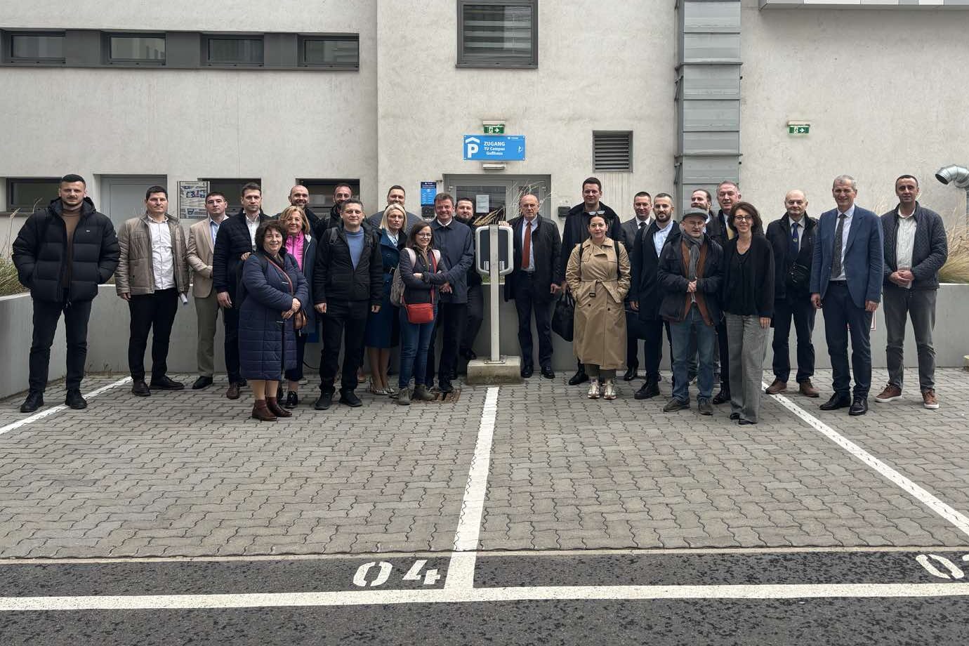 Elektromobilitáshoz kapcsolódó tananyag fejlesztése a Bánki Kar részvételével