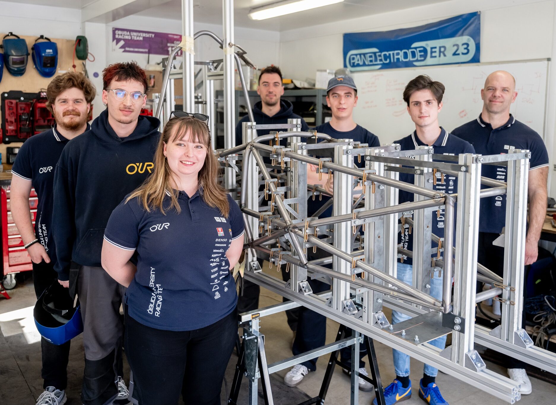 Szárnyal a Formula Student csapatunk!