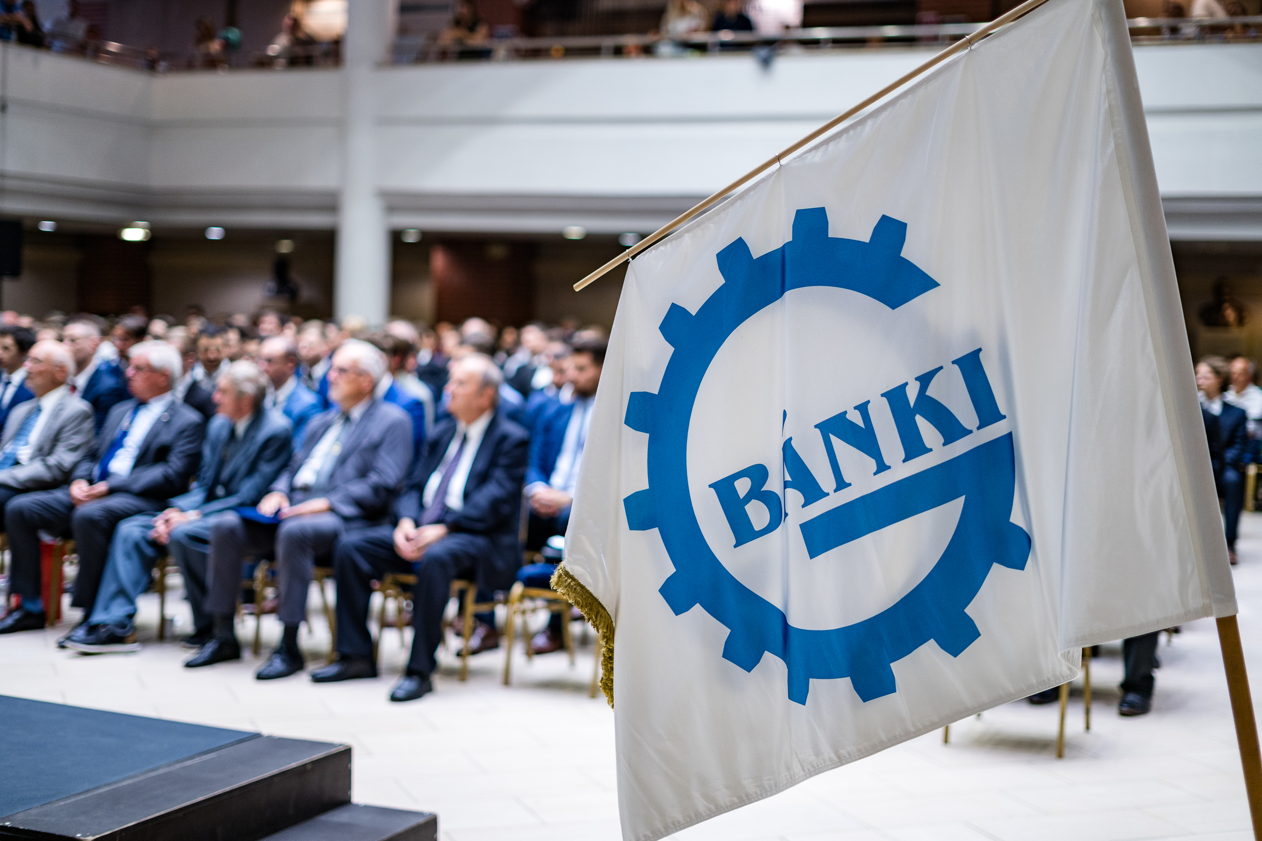 Ünnepélyes keretek között vehették át diplomájukat a Bánki Kar friss mérnökei 🎓